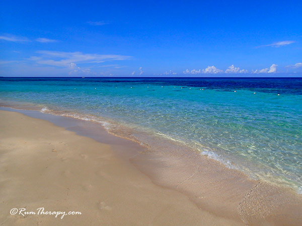 Swimming area, Jewel Runaway Bay copyright Rum Therapy