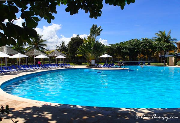 Pool 1 at Jewel Runaway Bay, Jamaica copyright Rum Therapy